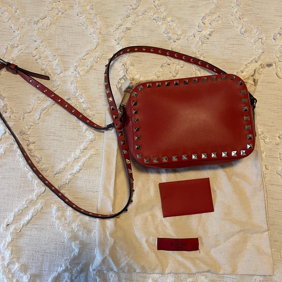 Valentino rockstud camera bag - Picture 1 of 6